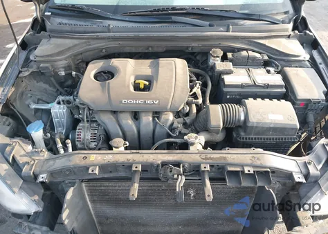 2017 Hyundai Elantra Se z USA, uszkodzony, nr VIN 5NPD74LF8HH202362